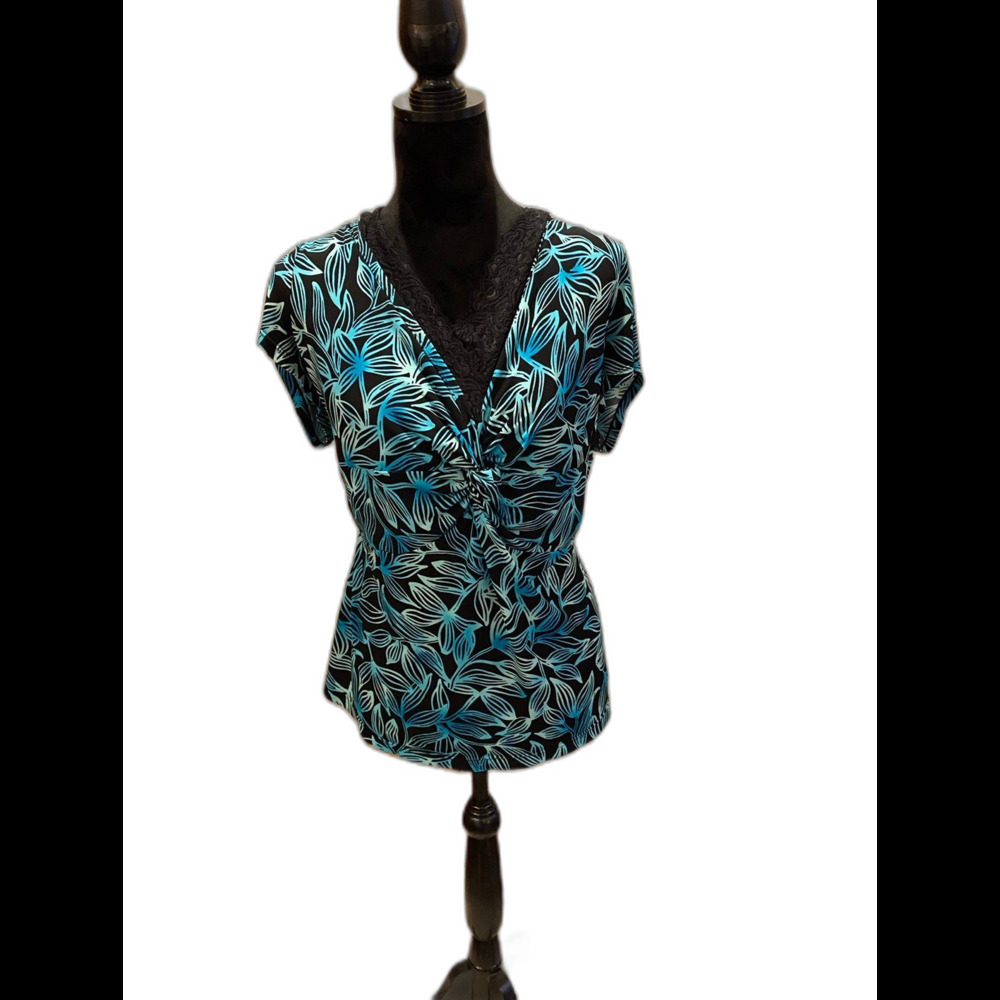 Notations Blouse Womens Plus Size XL Top  Short Sleeve w/ Lacey V Neck‎